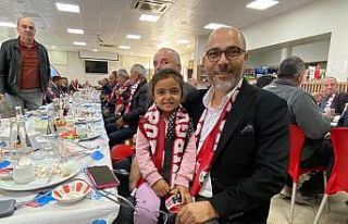 Turgutluspor yönetiminden birlik ve beraberlik kahvaltısı