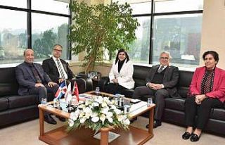 Türk işadamlarına Dominik’e yatırım çağrısı