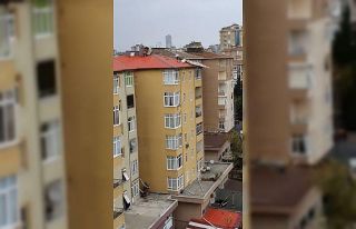 Ümraniye’de pes dedirten görüntü: Çatı parçalarının...