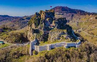 Ünye Kalesi 2023’te turizme açılacak