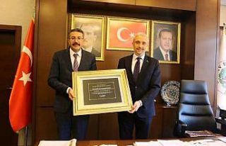 Vali Ali Çelik: “Simav’ın hemşehrisi olmak...