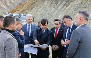 Vali Çağatay, yol çalışmalarını inceledi