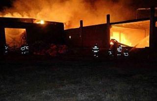 Vali Ergün, “20’ye yakın ekip yangına müdahale...