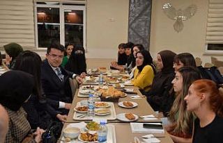 Vali Memiş gelen şikayetler üzerine KYK yurtlarında...