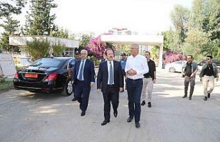 Vali Pehlivan Mezitli Belediye Başkanı Tarhan ile...