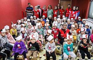 Van’da Kızılay Haftası etkinliği