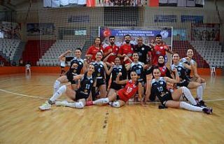 Voleybol 2. Lig: Alpedo Kahramanmaraş Voleybol: 3...