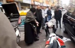 Yalova’da otomobil ile kurye motoru çarpıştı:...