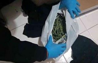 Yatağın altından uyuşturucu çıktı