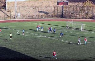 Yenimahalle Belediyespor, galibiyete doymuyor