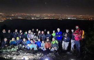 12 kilometrelik gece yürüyüşü şehir stresinden...