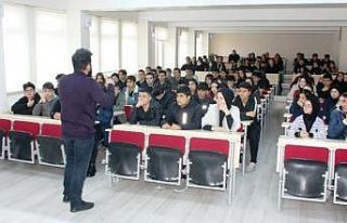 ’1 Yazar 1000 Öğrenci Buluşmaları’ Devam Ediyor