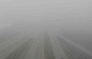 43 ilin geçiş güzergahında yoğun sis: Görüş...