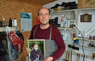 5 metrekarelik dükkanda dedesinden kalma mesleğini...