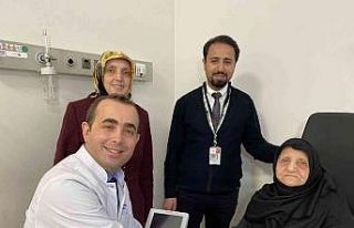 86 yaşındaki hasta kornea nakliyle yeniden görmeye...
