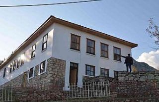 94 yıllık ilkokul restore edildi