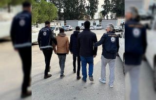 Adana’da 3 göçmen kaçakçısı tutuklandı