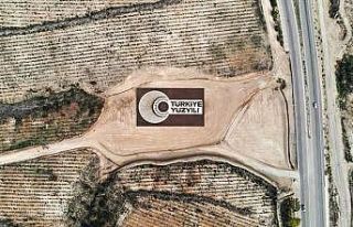 Adana’da fidanlarla "Türkiye Yüzyılı"...