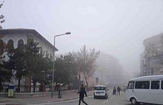 Afyonkarahisar güne sisli havayla başladı