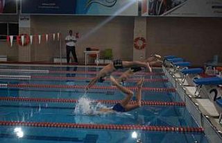 Afyonkarahisar’da yüzme müsabakaları tamamlandı