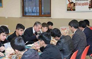 Ağrı Milli Eğitim Müdürü Kökrek, öğrencilerle...