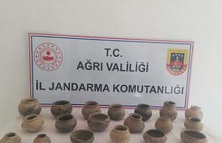Ağrı’da 4 bin yıllık toprak çömlekler ele...