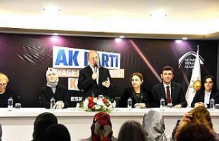 AK Parti Eskişehir’de ‘Siyaset Akademisi Kadın’...