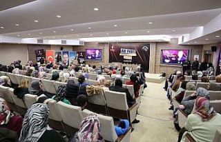 Ak Partili kadınlar siyaset akademisinde buluştu