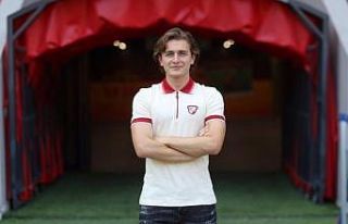 Ali Akman, bekleneni veremiyor