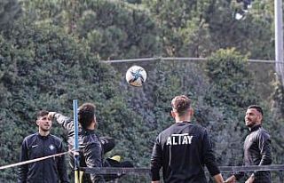 Altay, Denizlispor maçının hazırlıklarını sürdürdü