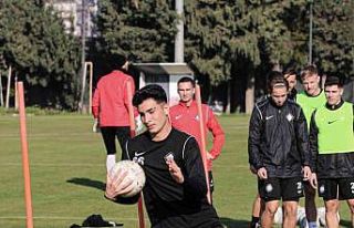 Altay, Tuzlaspor maçının hazırlıklarına hız...