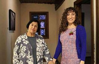 Annesinin erken yaştaki evliliği sanatçıya ilham...