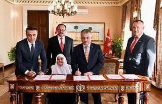 Antalyalı hayırseverler şehre değer katmaya devam...