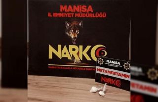 Araç içerisinde uyuşturucuyla yakalanan şüpheli...