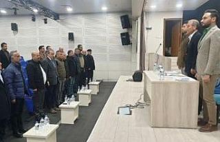 Arguvanspor’da Başkan Altun güven tazeledi