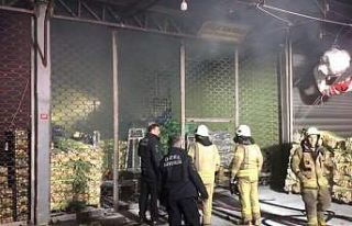 Ataşehir’de sebze ve meyve halindeki iş yerinde...