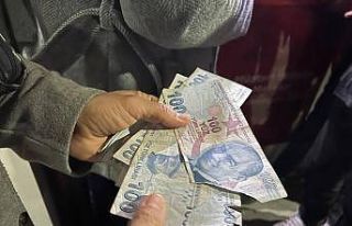 ATM’den para çekenler gözlerine inanamadı