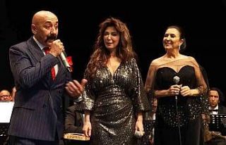 Avni Anıl, eserleriyle anıldı