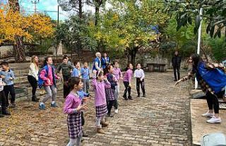 Aydın Gençlik Merkezi, çocuk ve gençlere yönelik...