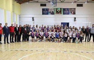 Aydın’da ’Okullar Arası Genç Kızlar Voleybol...
