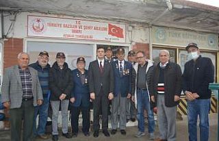 Ayvalık’ta Başsavcı Demirbaş gazileri unutmadı