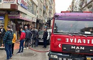 Baharatçıda çıkan yangın korkuttu