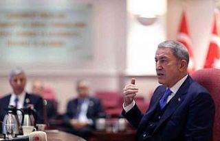 Bakan Akar, TEMAD Başkanı Dürgen ve beraberindeki...