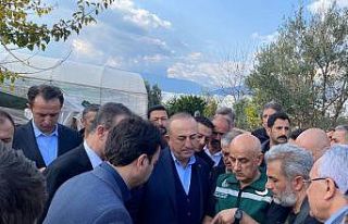 Bakan Kirişci: "Burası afet bölgesi ilan edilmişken...