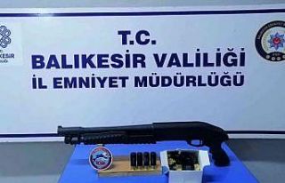 Balıkesir’de aranan 62 şahsa gözaltı