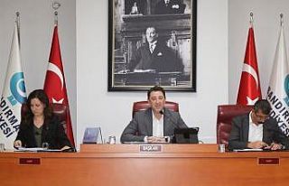 Bandırma Belediyesi 2022 yılının son meclis toplantısını...
