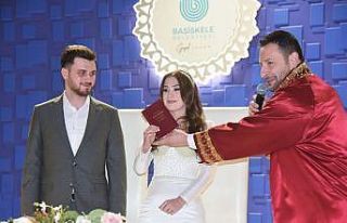 Başiskele’de bu yıl 942 çift dünya evine girdi