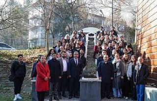 Başkan Alim Işık öğrencilerle bir araya geldi