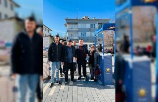 Başkan Alp ‘Türkiye Yüzyılı Başlıyor’ standının...