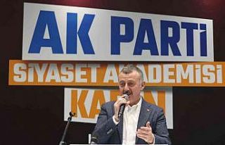 Başkan Büyükakın: "AK Parti siyasetinde kadın...